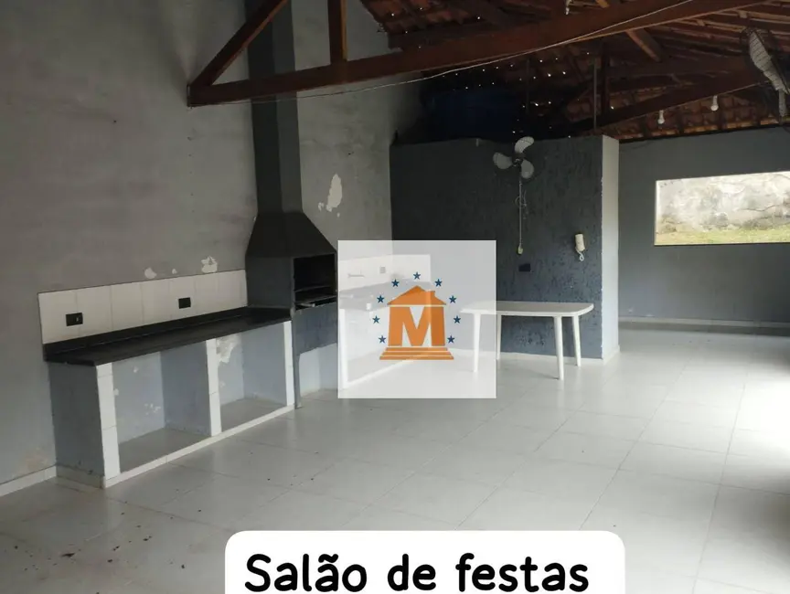 Foto 2 de Sobrado com 2 quartos à venda, 119m2 em Parque Santo Antônio, Jacarei - SP