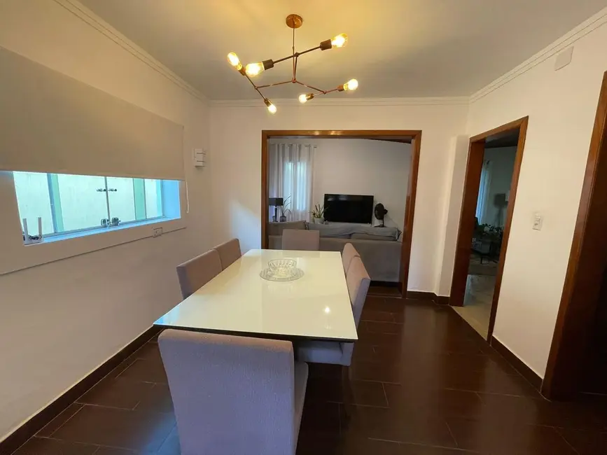 Foto 7 de Sobrado com 3 quartos à venda, 320m2 em Jardim Flórida, Jacarei - SP