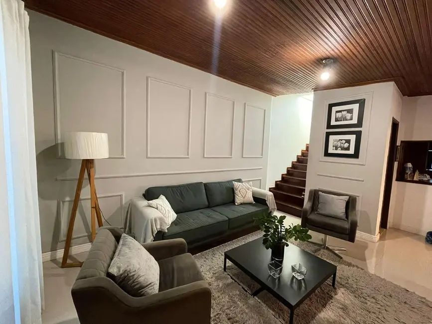 Foto 5 de Sobrado com 3 quartos à venda, 320m2 em Jardim Flórida, Jacarei - SP