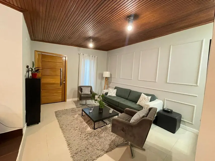 Foto 1 de Sobrado com 3 quartos à venda, 320m2 em Jardim Flórida, Jacarei - SP