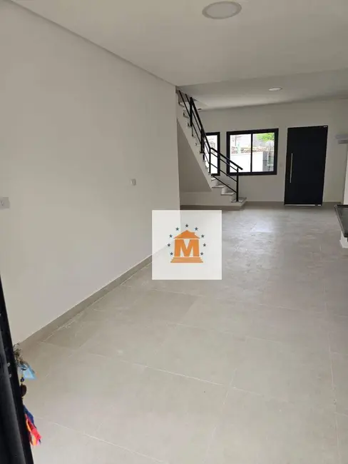 Foto 1 de Casa com 2 quartos à venda, 115m2 em Centro, Jacarei - SP