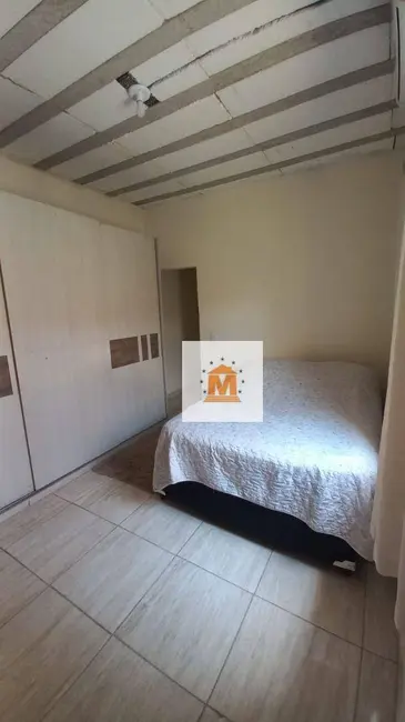 Foto 6 de Casa com 2 quartos à venda, 125m2 em Vila Ita, Jacarei - SP