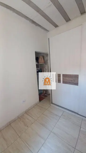 Foto 4 de Casa com 2 quartos à venda, 125m2 em Vila Ita, Jacarei - SP