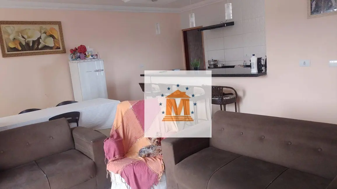 Foto 2 de Casa com 3 quartos à venda, 150m2 em Primeiro de Maio, Jacarei - SP