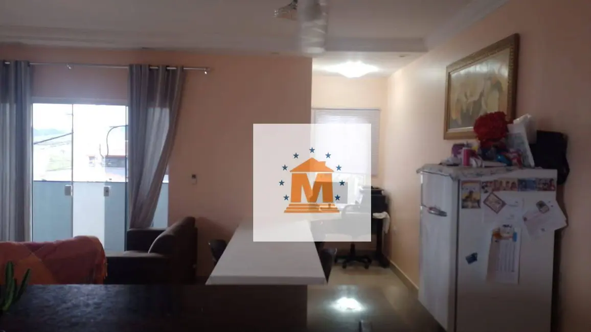 Foto 1 de Casa com 3 quartos à venda, 150m2 em Primeiro de Maio, Jacarei - SP