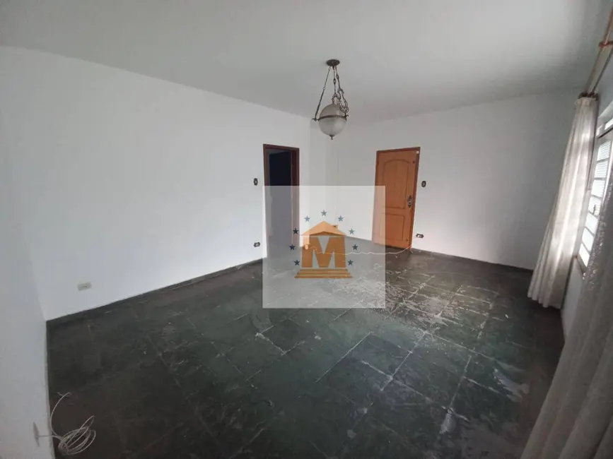 Foto 5 de Casa com 3 quartos à venda, 283m2 em Centro, Jacarei - SP