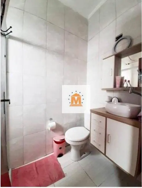 Foto 3 de Casa com 3 quartos à venda, 140m2 em Jacarei - SP