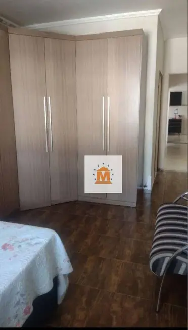 Foto 1 de Casa com 3 quartos à venda, 381m2 em Jardim Paraíso, Jacarei - SP