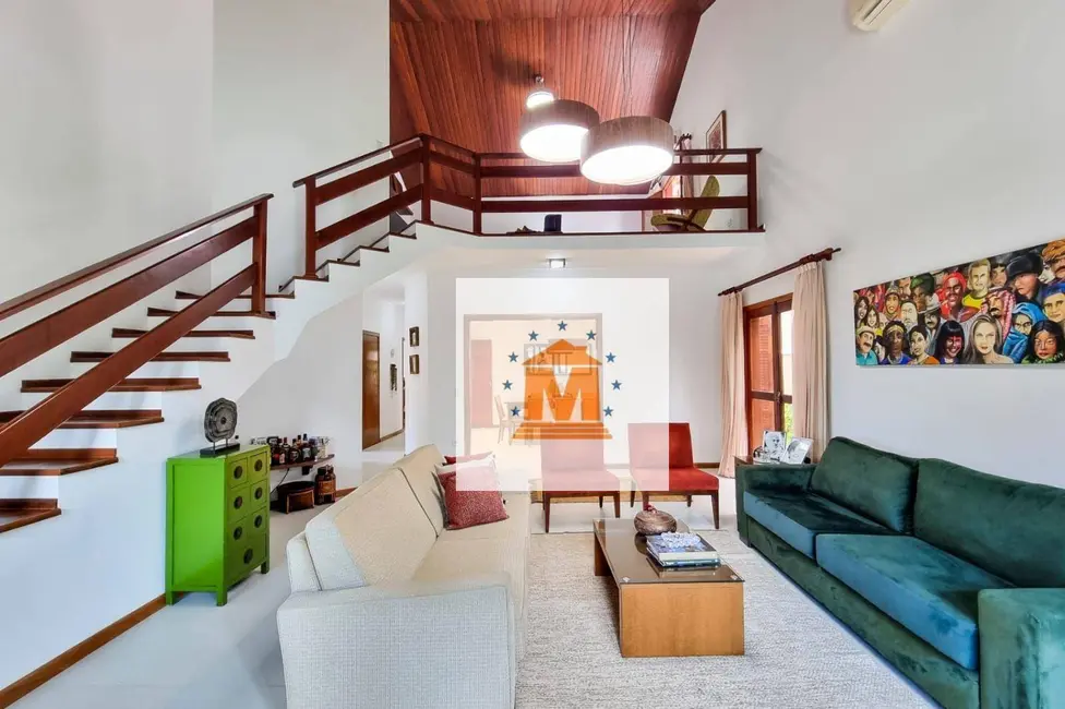 Foto 1 de Sobrado com 3 quartos à venda, 350m2 em Jacarei - SP