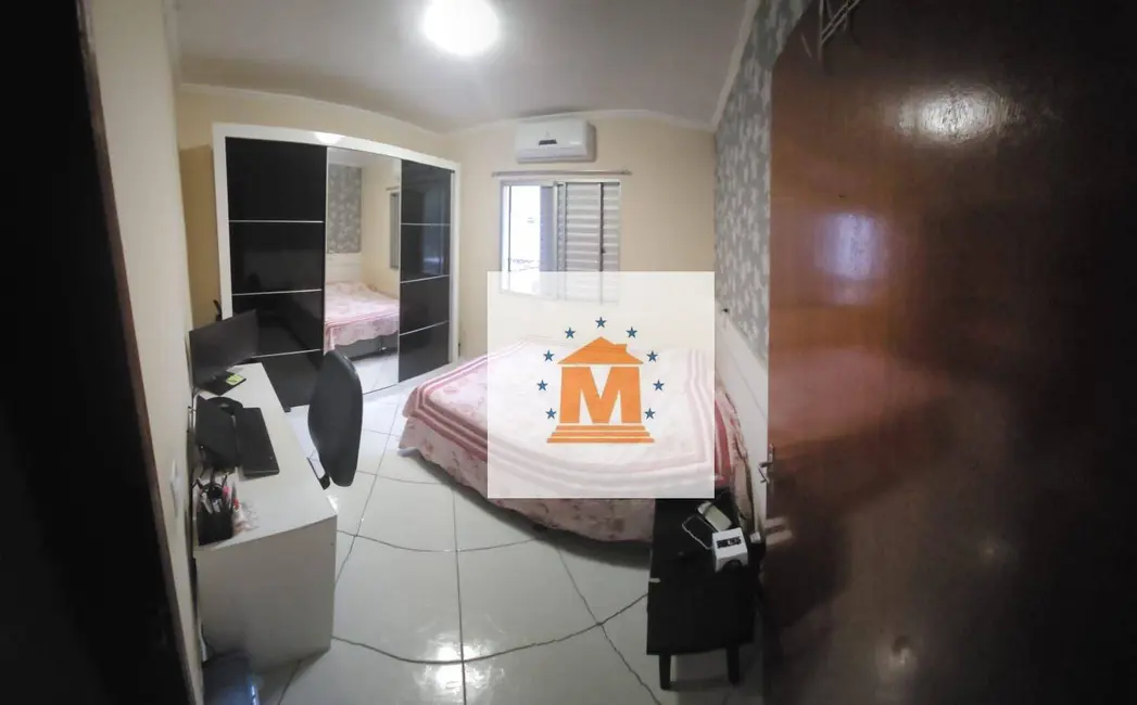 Foto 2 de Sobrado com 2 quartos à venda, 100m2 em Jardim Maria Amélia, Jacarei - SP