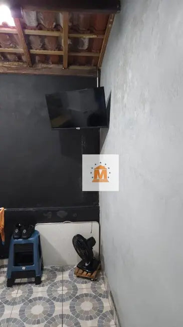 Foto 8 de Sobrado com 2 quartos à venda, 100m2 em Jardim Maria Amélia, Jacarei - SP