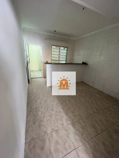 Foto 3 de Sobrado com 2 quartos à venda, 100m2 em Jardim Maria Amélia, Jacarei - SP