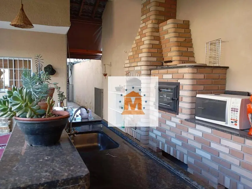 Foto 6 de Sobrado com 3 quartos à venda, 300m2 em Jardim Terras de Santa Helena, Jacarei - SP