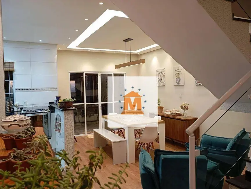 Foto 8 de Sobrado com 3 quartos à venda, 300m2 em Jardim Terras de Santa Helena, Jacarei - SP