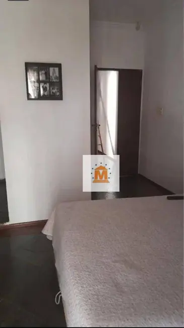 Casa de Condomínio com 3 quartos à venda, 153m2 em Sao Jose Dos Campos - SP - imagem 4 Foto 4 de Casa de Condomínio com 3 quartos à venda, 153m2 em Sao Jose Dos Campos - SP