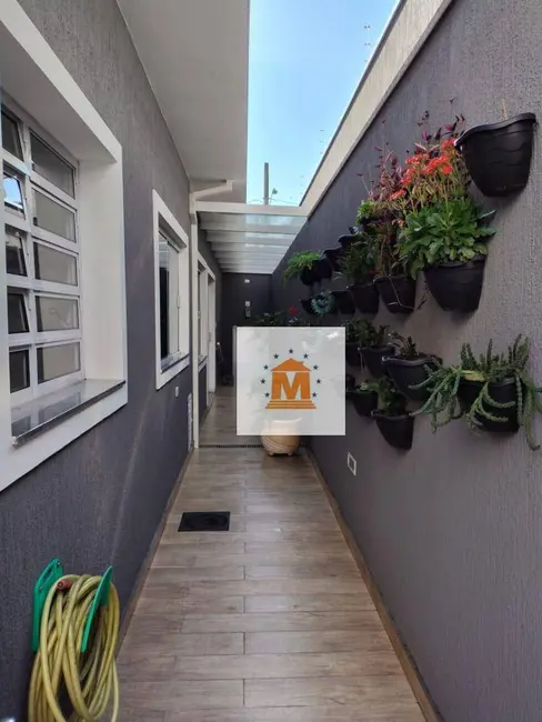 Foto 8 de Casa com 3 quartos à venda, 250m2 em Jacarei - SP