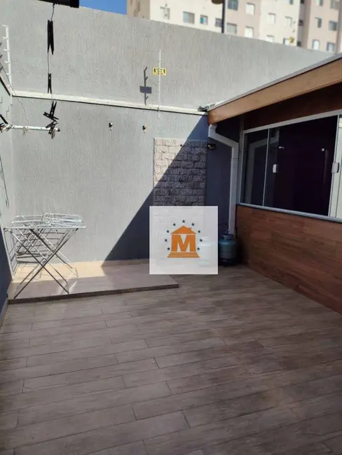 Foto 2 de Casa com 3 quartos à venda, 250m2 em Jacarei - SP