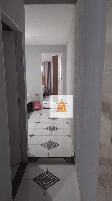 Foto 4 de Casa com 2 quartos à venda, 260m2 em Jardim das Indústrias, Jacarei - SP