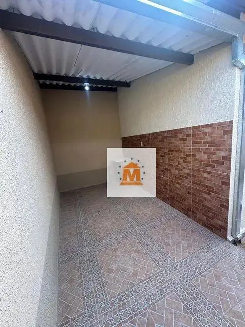 Foto 6 de Casa com 2 quartos à venda, 125m2 em Parque Santo Antônio, Jacarei - SP
