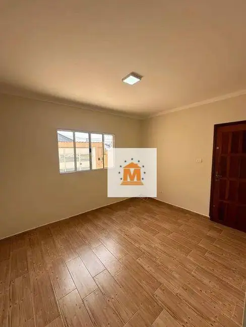 Foto 5 de Casa com 2 quartos à venda, 125m2 em Parque Santo Antônio, Jacarei - SP