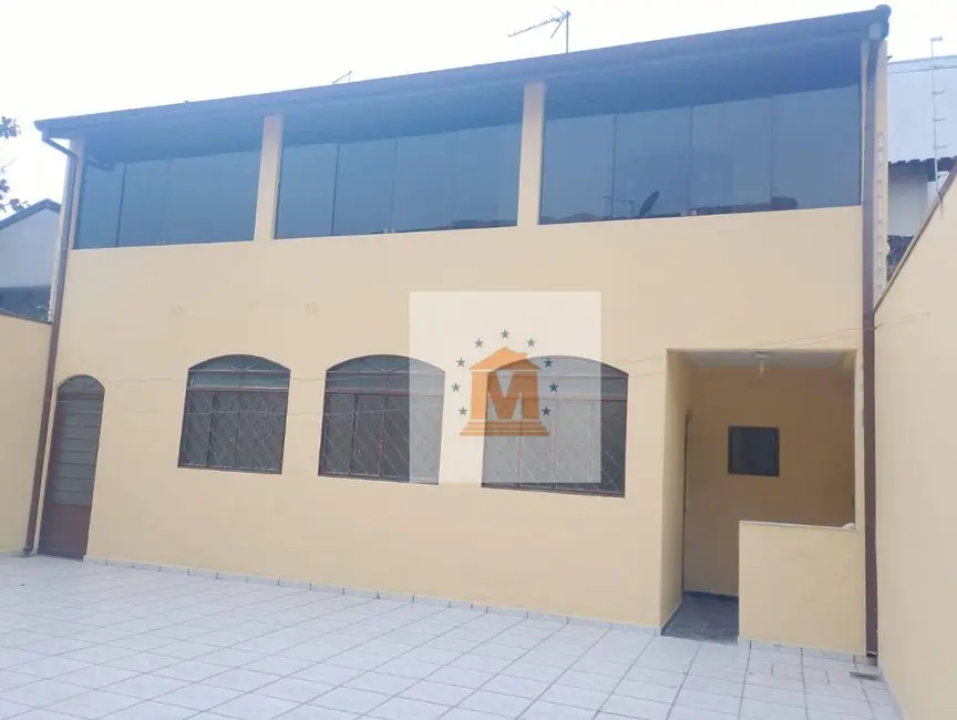 Sobrado com 3 quartos à venda, 280m2 em Jardim das Oliveiras, Jacarei - SP - imagem 8 Foto 8 de Sobrado com 3 quartos à venda, 280m2 em Jardim das Oliveiras, Jacarei - SP