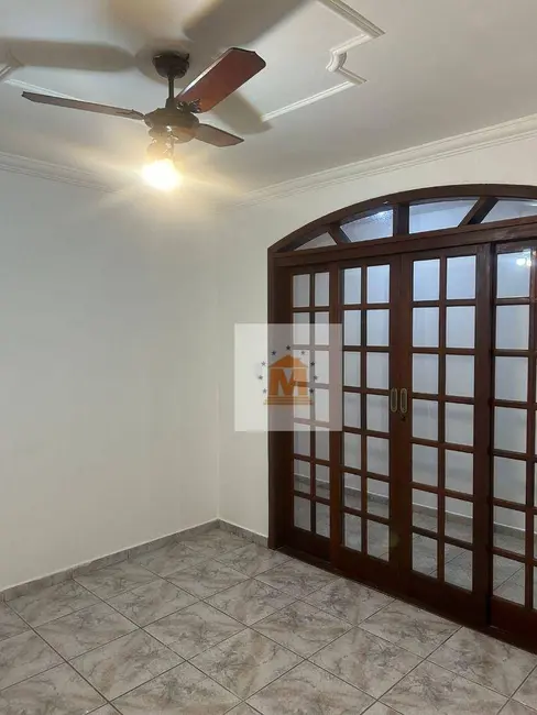 Foto 1 de Casa com 3 quartos à venda, 118m2 em Jardim das Indústrias, Jacarei - SP