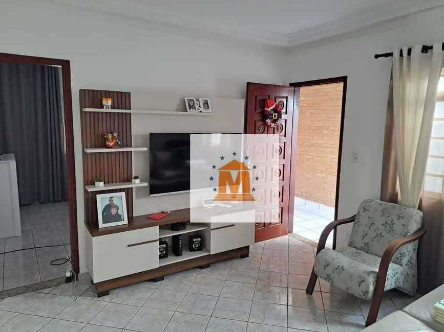 Foto 1 de Casa com 2 quartos à venda, 148m2 em Parque Itamarati, Jacarei - SP