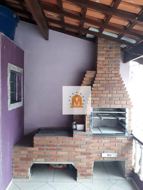 Foto 1 de Casa com 2 quartos à venda, 125m2 em Jardim Emília, Jacarei - SP