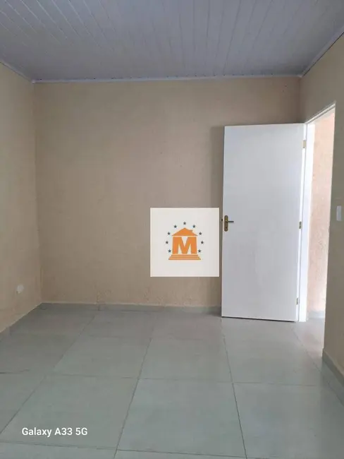 Sala Comercial à venda, 250m2 em Jardim Emília, Jacarei - SP - imagem 3 Foto 3 de Sala Comercial à venda, 250m2 em Jardim Emília, Jacarei - SP