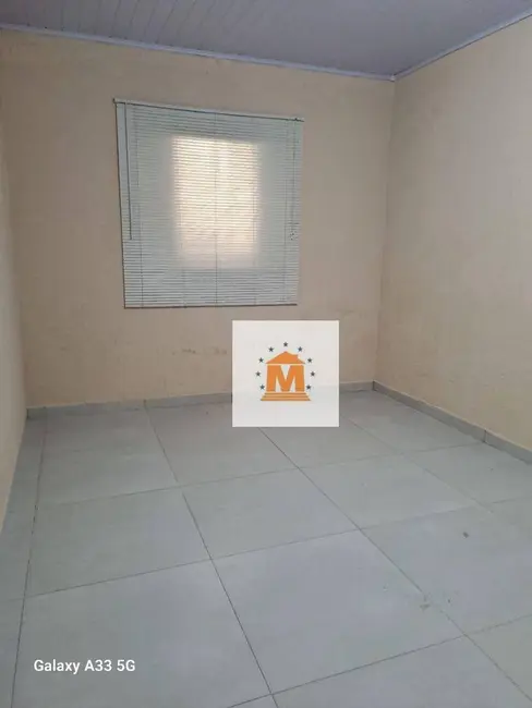 Sala Comercial à venda, 250m2 em Jardim Emília, Jacarei - SP - imagem 4 Foto 4 de Sala Comercial à venda, 250m2 em Jardim Emília, Jacarei - SP