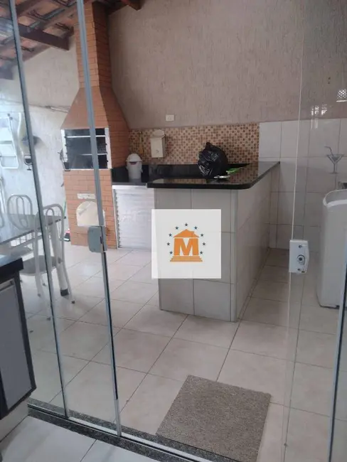 Foto 6 de Casa com 2 quartos à venda, 125m2 em Conjunto Habitacional Marinho, Jacarei - SP