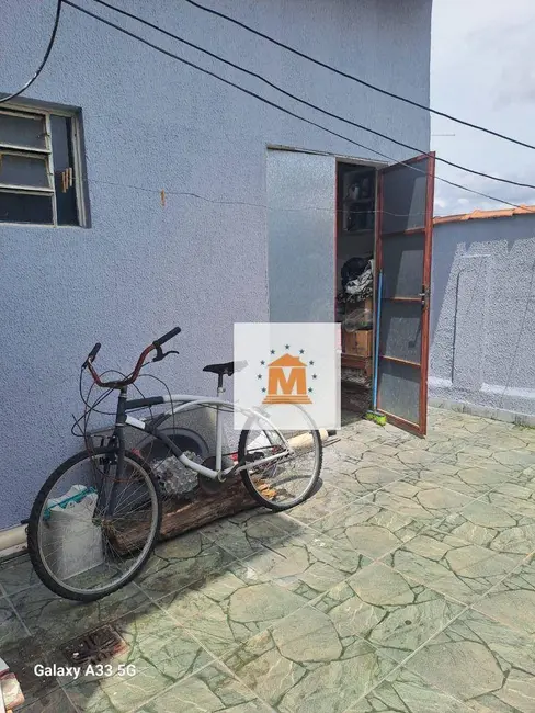 Foto 3 de Casa com 2 quartos à venda, 150m2 em Jardim das Indústrias, Jacarei - SP