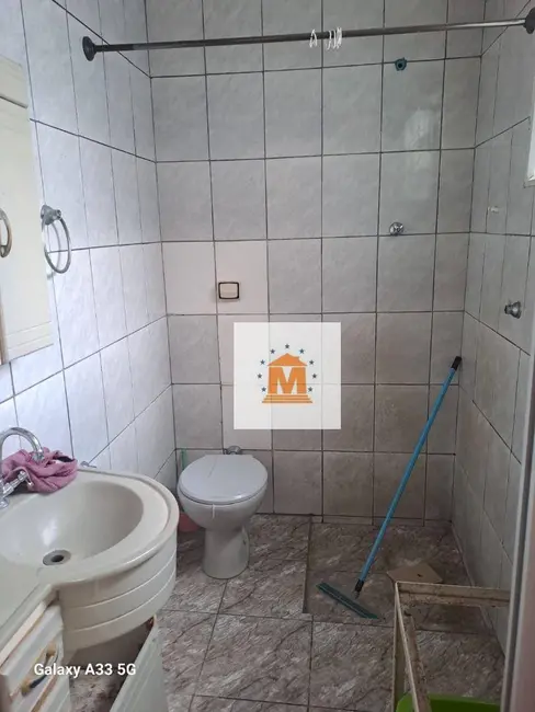 Foto 4 de Casa com 2 quartos à venda, 150m2 em Jardim das Indústrias, Jacarei - SP