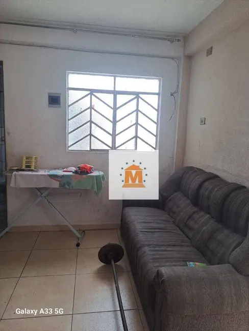 Foto 5 de Casa com 2 quartos à venda, 150m2 em Jardim das Indústrias, Jacarei - SP