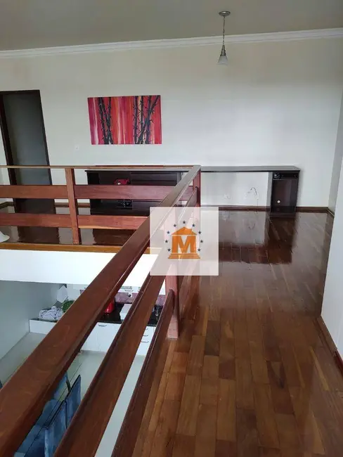 Foto 2 de Sobrado com 3 quartos à venda, 178m2 em Jacarei - SP