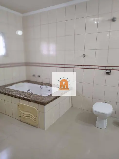 Sobrado com 3 quartos à venda, 178m2 em Jacarei - SP - imagem 6 Foto 6 de Sobrado com 3 quartos à venda, 178m2 em Jacarei - SP