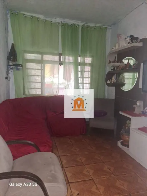 Foto 3 de Casa com 3 quartos à venda, 152m2 em Primeiro de Maio, Jacarei - SP