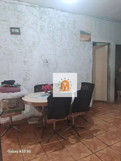 Foto 8 de Casa com 3 quartos à venda, 152m2 em Primeiro de Maio, Jacarei - SP