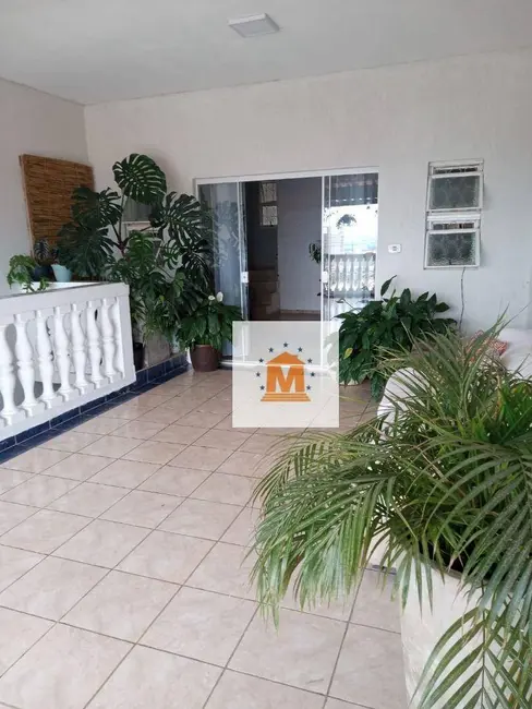 Foto 5 de Casa com 4 quartos à venda, 150m2 em Vila Nova Aliança, Jacarei - SP