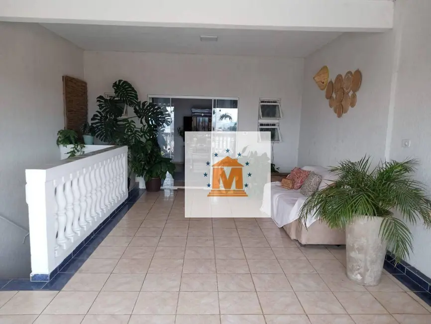 Foto 2 de Casa com 4 quartos à venda, 150m2 em Vila Nova Aliança, Jacarei - SP