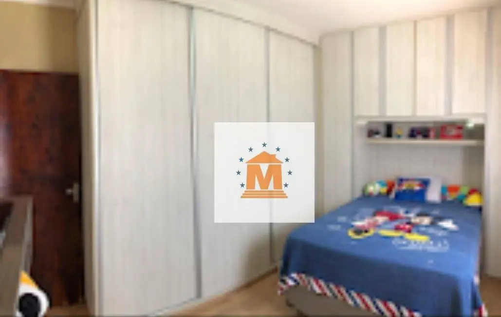 Foto 5 de Casa com 2 quartos à venda, 200m2 em Jardim Califórnia, Jacarei - SP