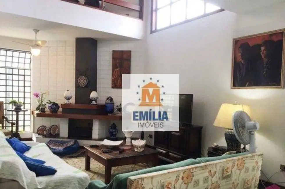 Foto 1 de Sobrado com 3 quartos à venda, 290m2 em Cidade Jardim, Jacarei - SP