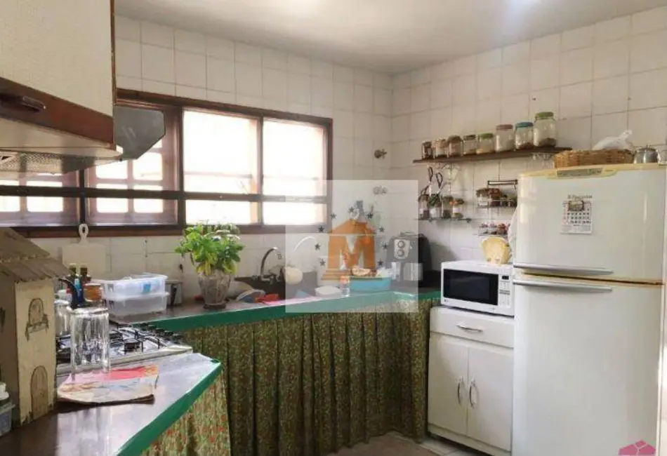 Foto 5 de Sobrado com 3 quartos à venda, 290m2 em Cidade Jardim, Jacarei - SP