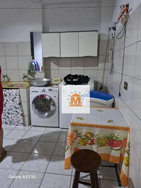 Foto 8 de Sobrado com 2 quartos à venda, 127m2 em Jardim Esper, Jacarei - SP