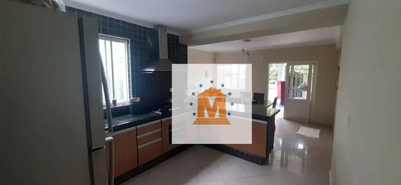 Foto 1 de Sobrado com 4 quartos à venda, 127m2 em Jardim Esper, Jacarei - SP