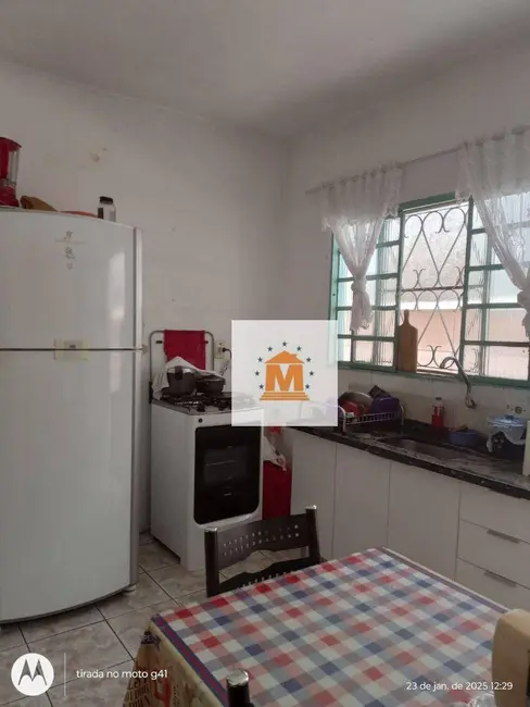 Foto 1 de Casa com 2 quartos à venda, 137m2 em Parque Imperial, Jacarei - SP