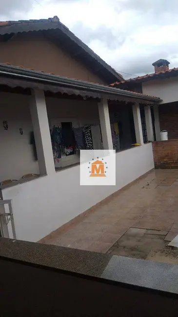 Foto 8 de Casa com 3 quartos à venda em Jardim das Oliveiras, Jacarei - SP