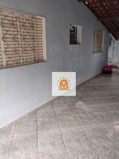 Foto 2 de Casa com 2 quartos à venda, 134m2 em Jardim do Portal, Jacarei - SP