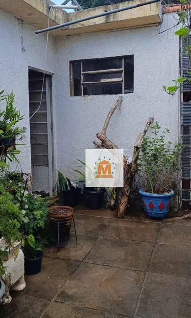 Foto 8 de Casa com 2 quartos à venda, 150m2 em Centro, Jacarei - SP