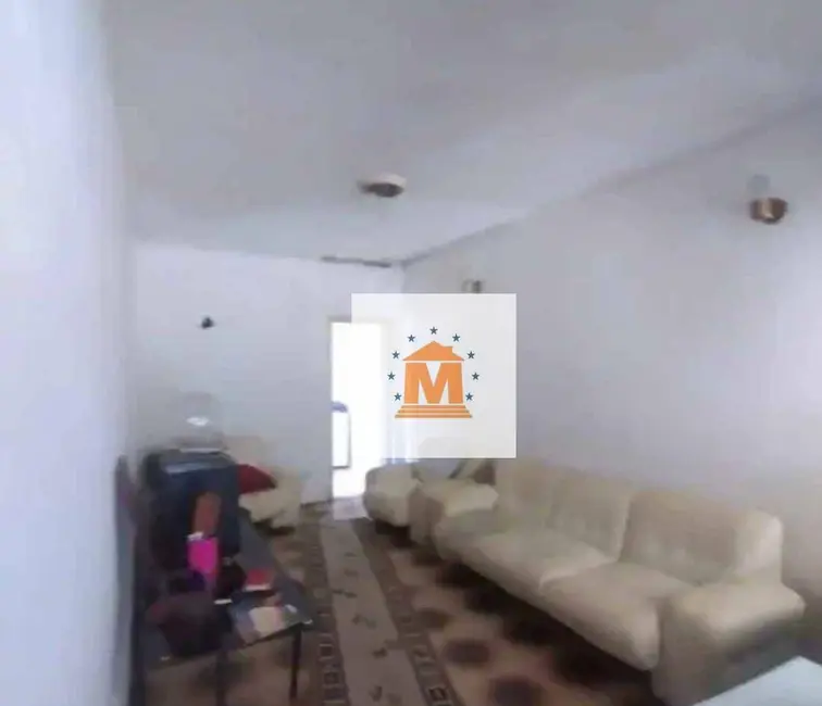 Foto 1 de Casa com 2 quartos à venda, 150m2 em Centro, Jacarei - SP